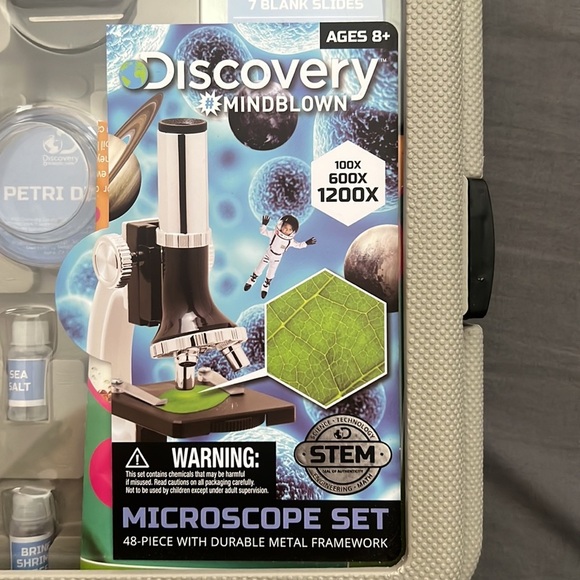 NEW in box Discovery STEM microscope set NEW - Picture 2 of 8
